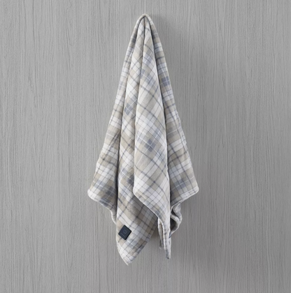 Brookstone 4-Heat Setting Luxurious Heated Throw/Blanket 50 x 60 in. Oatmeal