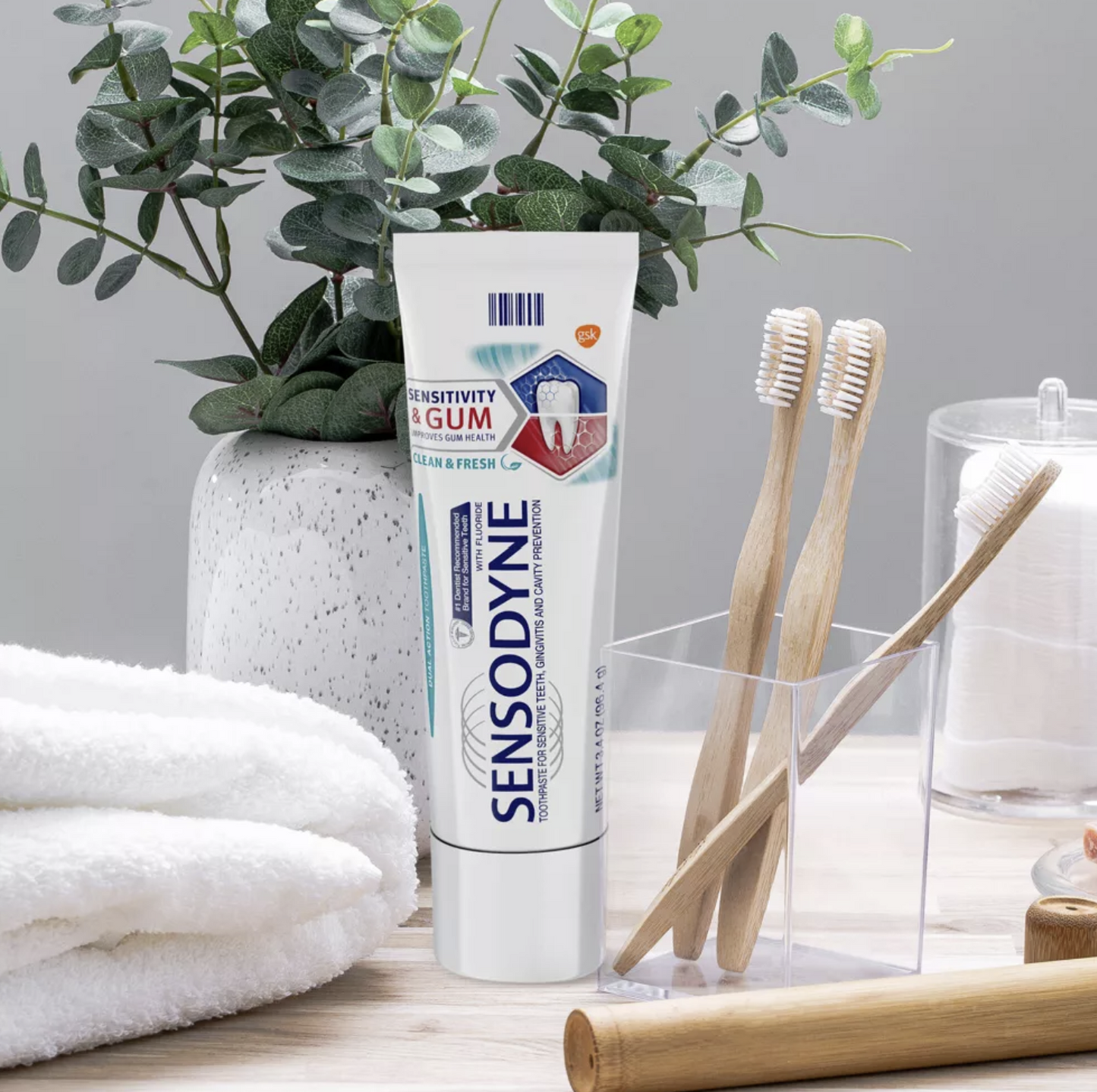 Sensodyne Sensitivity + Gum Clean Fresh Toothpaste